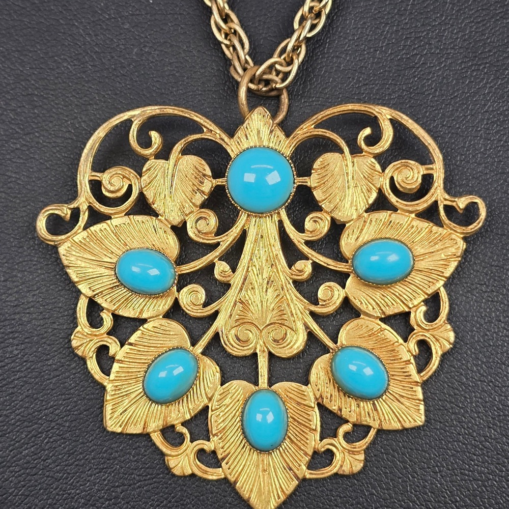 Vintage Gold Tone Faux Turquoise Cabochon Heart Pendant Necklace Scrollwork 22"